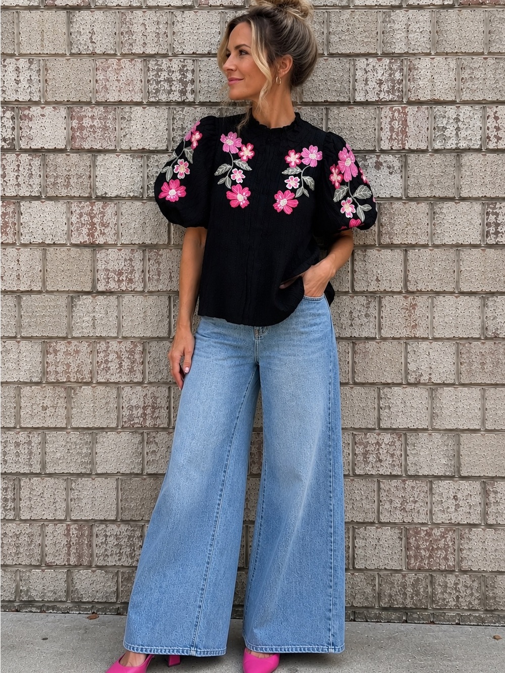 THML Black Floral Embroidered Puff Sleeve Blouse Size Small